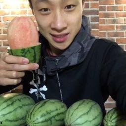 云南网红小伙吃瓜视频大全,吃瓜视频大全集锦