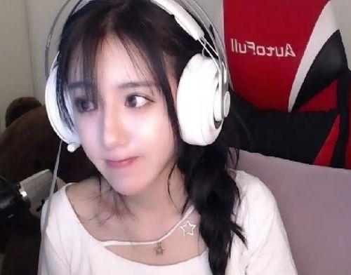 婷子直播间吃瓜的网红,一场吃瓜盛宴背后的故事