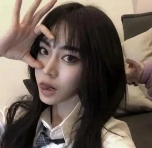 吃瓜网红图片头像高清女,揭秘吃瓜网红高清美女头像背后的故事