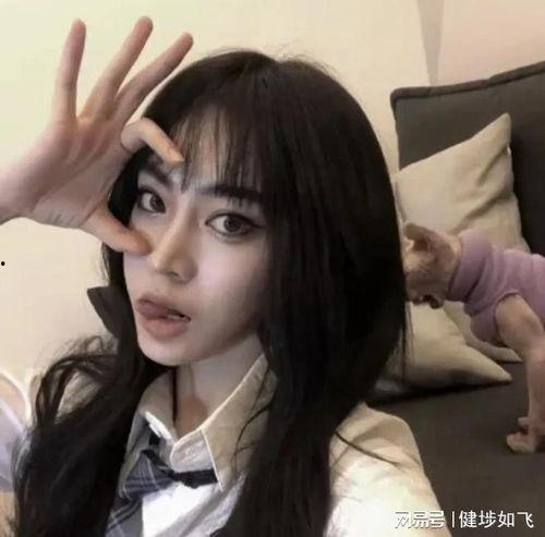 吃瓜网红图片头像高清女,揭秘吃瓜网红高清美女头像背后的故事