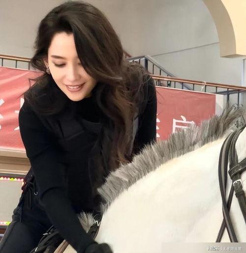 网红吃瓜头像女生,揭秘网络红人的魅力与争议