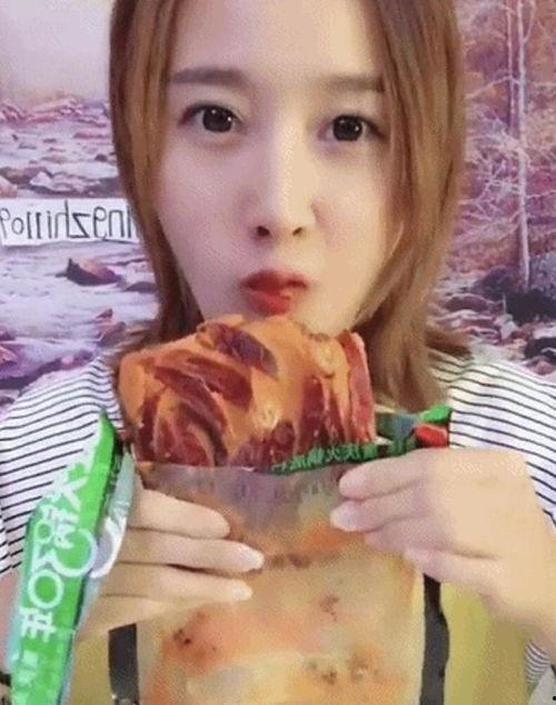 网红直播吃瓜快手视频,快手视频揭秘娱乐圈幕后真相